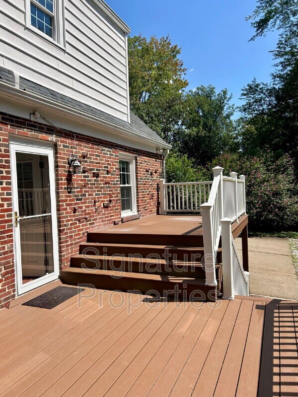 Building Photo - 1106 Cherokee Ct