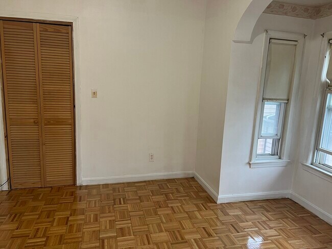 Building Photo - 21 Hamlet Pl