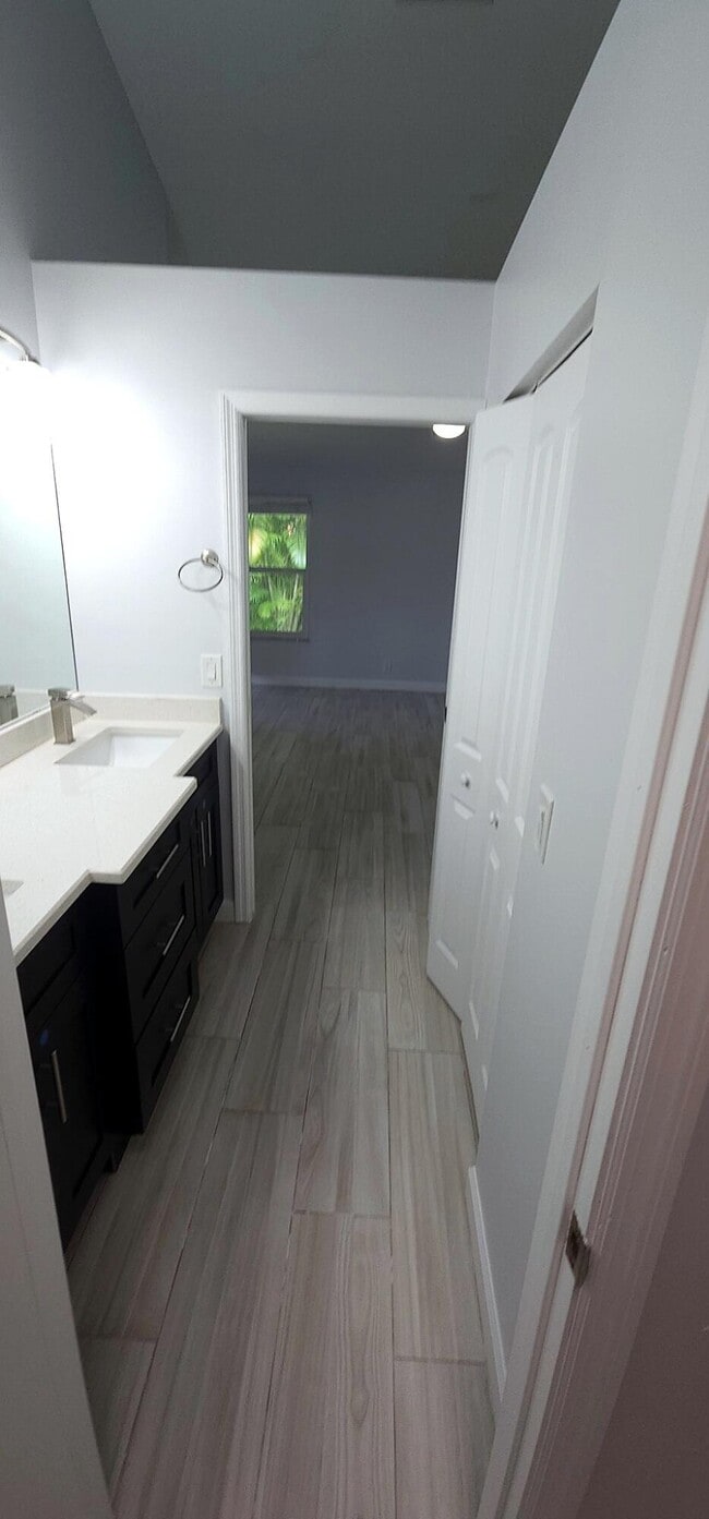 Building Photo - 3784 Collinwood Ln