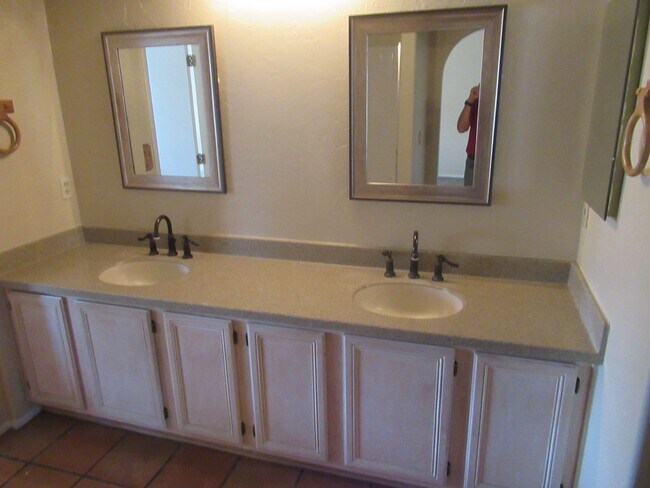 Building Photo - 3 BEDROOM HOME IN CONTINENTAL RANCH WITH SPARKLING POOL
