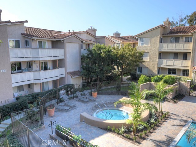 Building Photo - 70 Corniche Dr