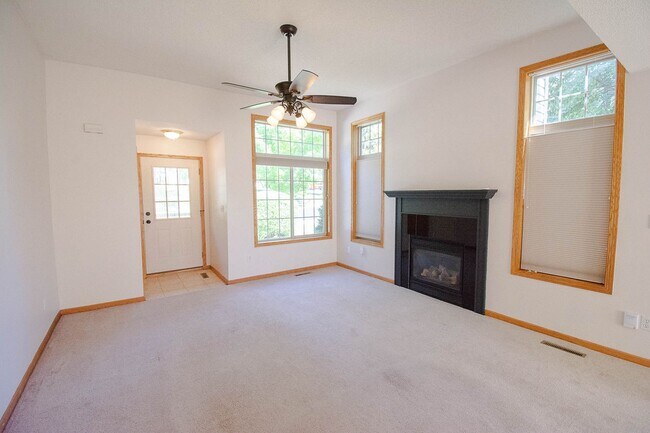 Building Photo - 1354 Arthur Ln NW