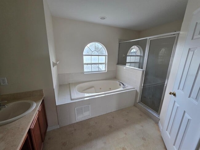 Building Photo - 442 Mulberry Ct