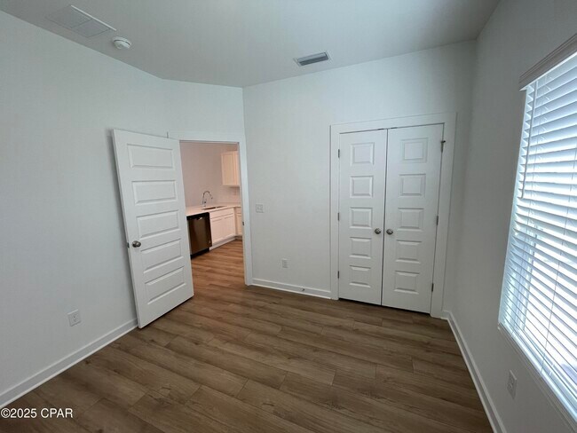 Building Photo - 5860 Tyndall Pkwy