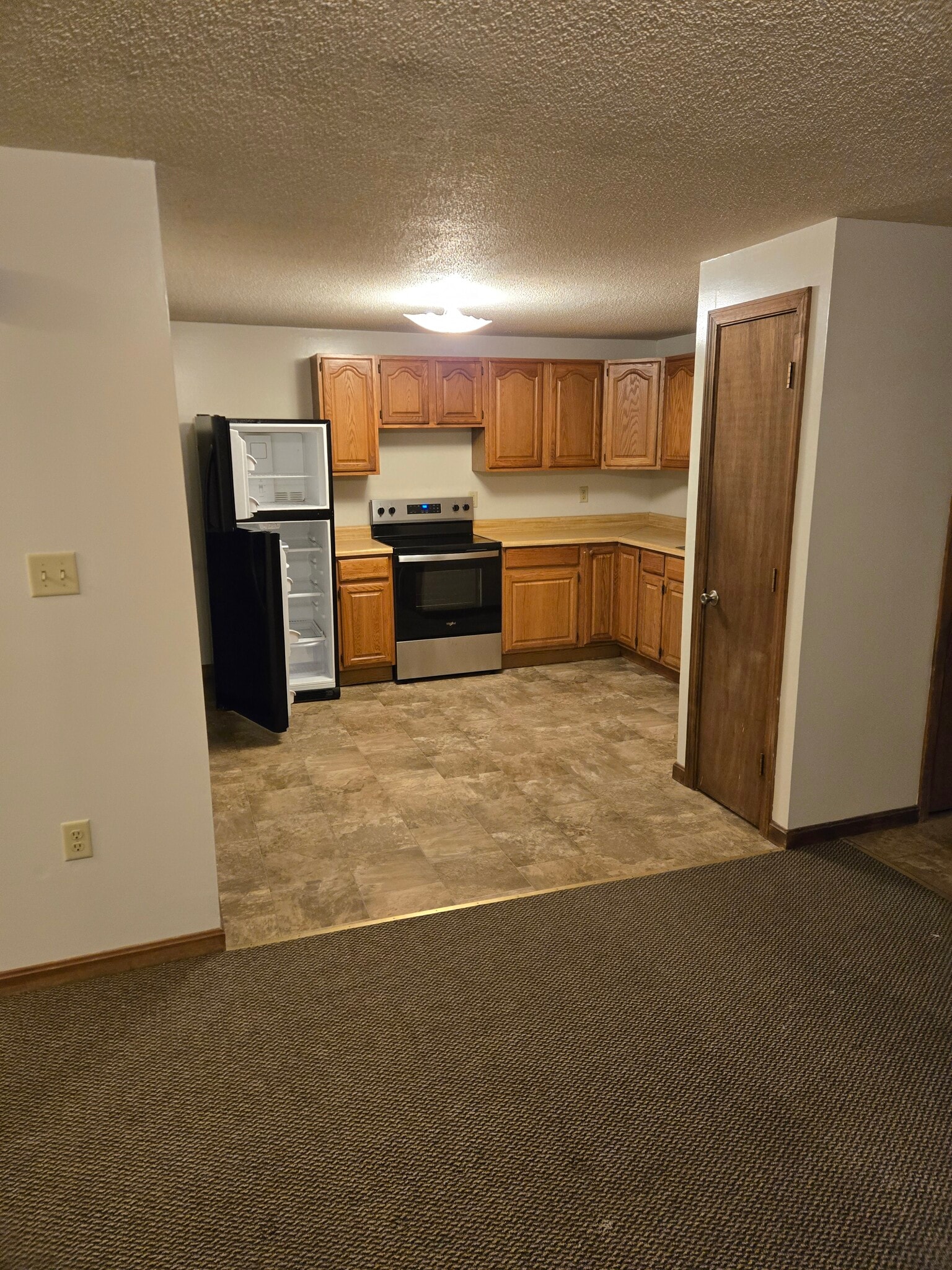 Building Photo - 40 Fieldview Dr