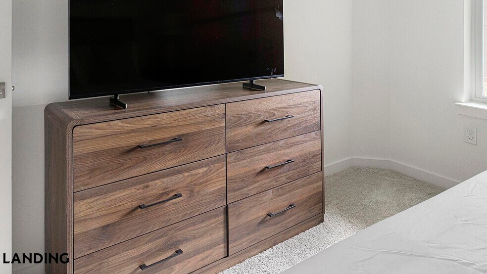 Building Photo - 2110 Birkhall St