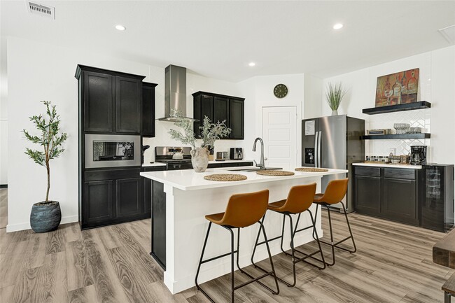 Building Photo - 3235 Creston Gate Dr