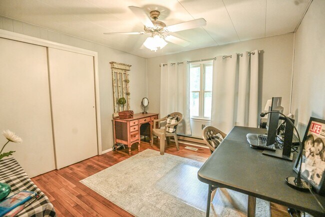 Building Photo - 1522 Sappington Dr