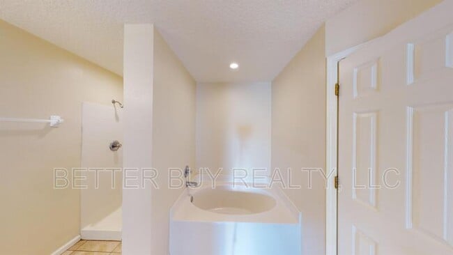 Building Photo - 16 Seaton Valley Path