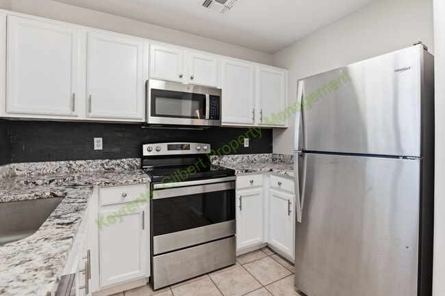 Building Photo - Beautiful San Tan Valley Home in Meadow Vista