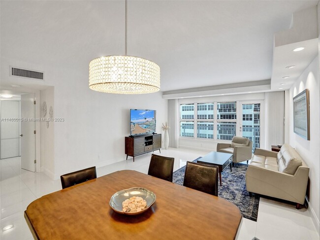 Building Photo - 3750 Galt Ocean Dr