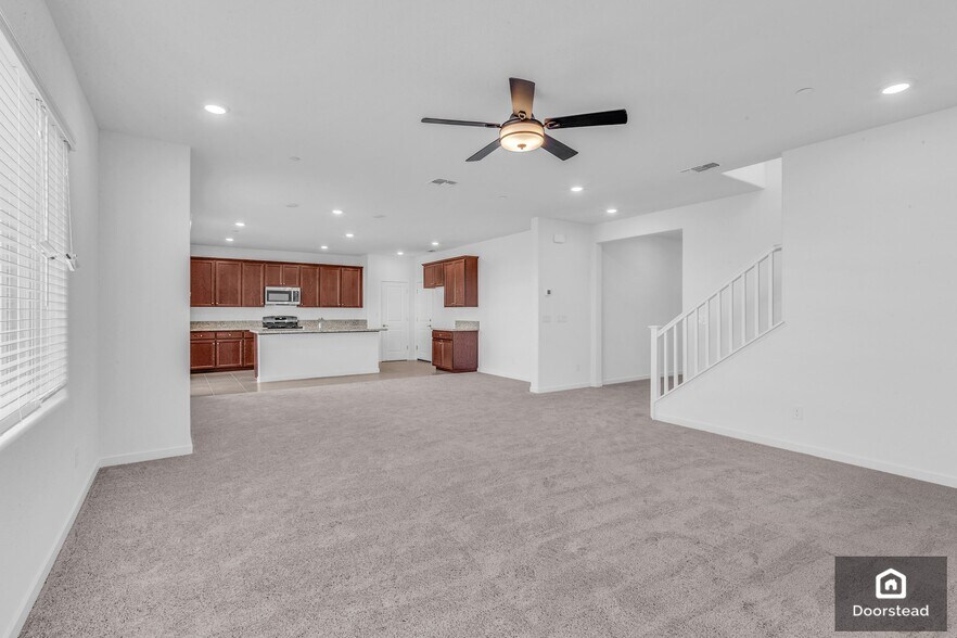 Building Photo - 6001 Firelight Dr