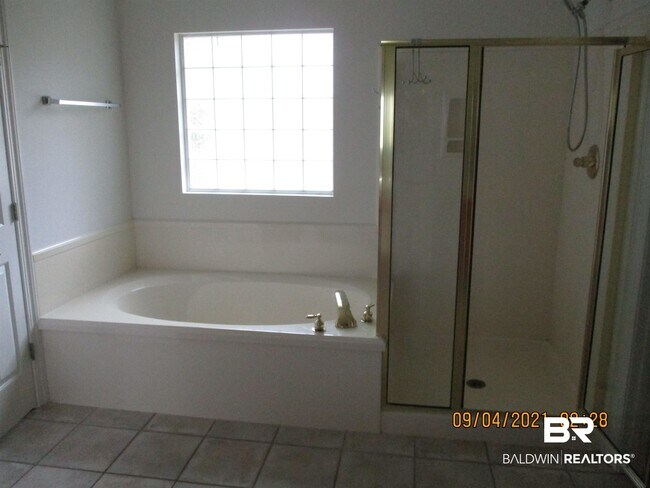 Building Photo - 9153 Parliament Cir