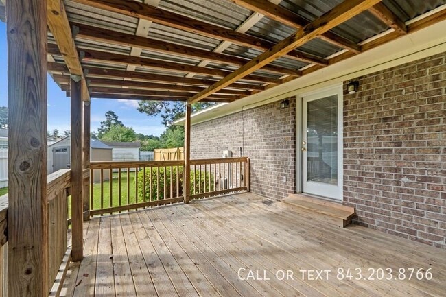 Building Photo - 625 Kristen Cir