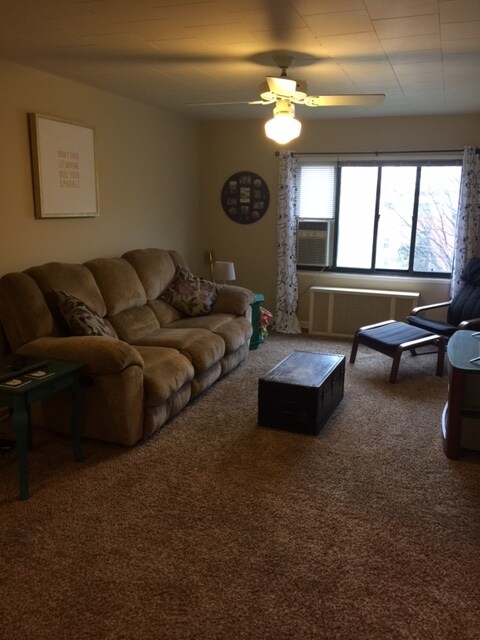 Large rooms in a quiet building - 104 Lewiston Rd