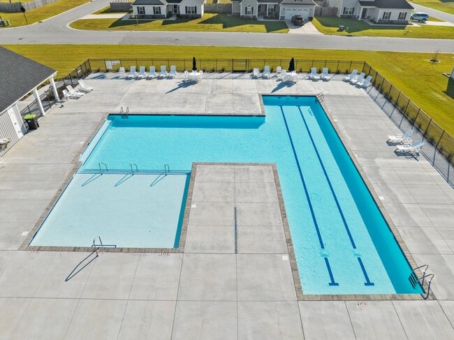 Building Photo - 878 Stormy Gale Ln