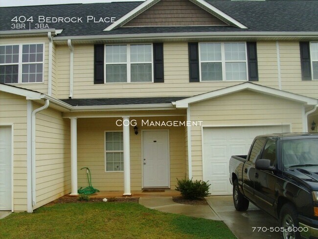 Building Photo - Charming townhome community!