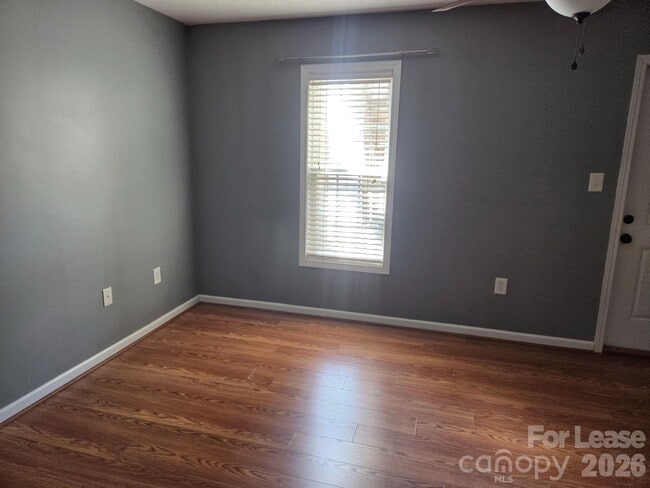 Building Photo - 118 Steam Engine Dr