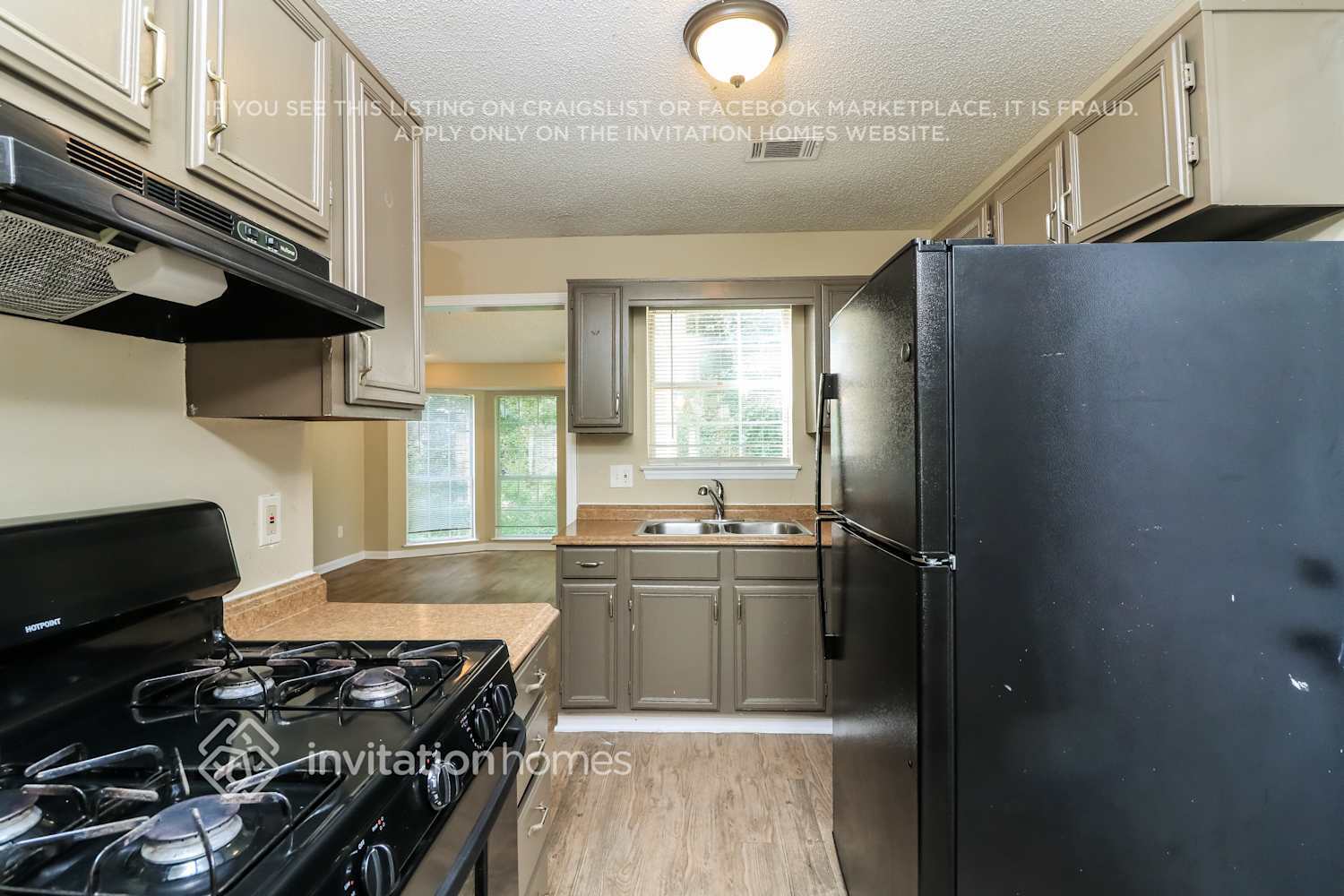 Building Photo - 7375 Hunters Ridge Dr