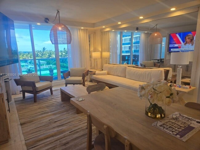 Building Photo - 2301 Collins Ave