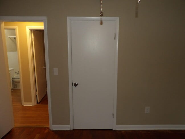 Building Photo - 146 Allnutt Dr