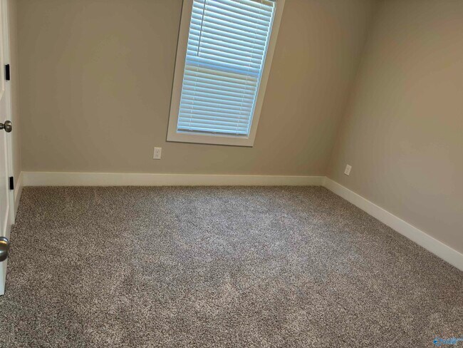 Building Photo - 2714 Winchester Rd NW