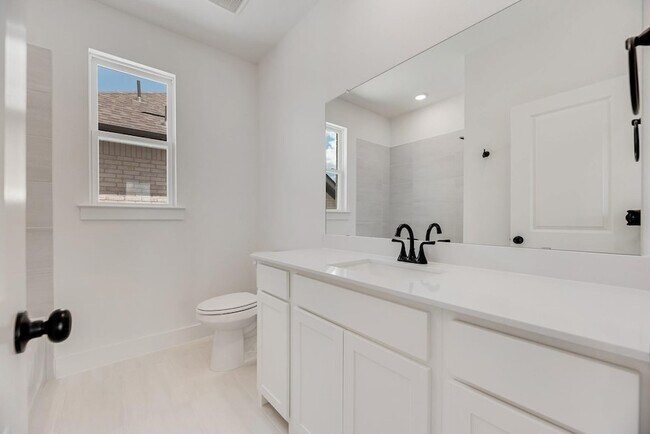 Building Photo - 1501 Pintail Pl