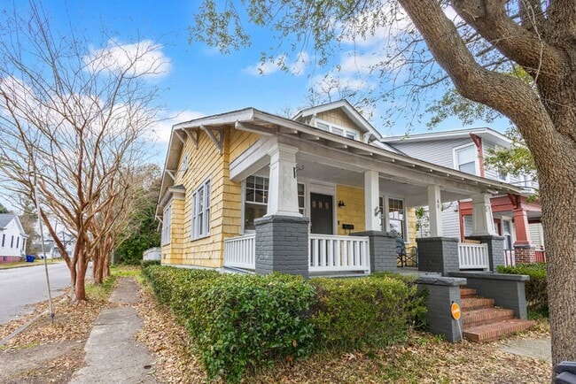 Building Photo - 2 Bed 2 Bath Home for Rent in Portsmouth