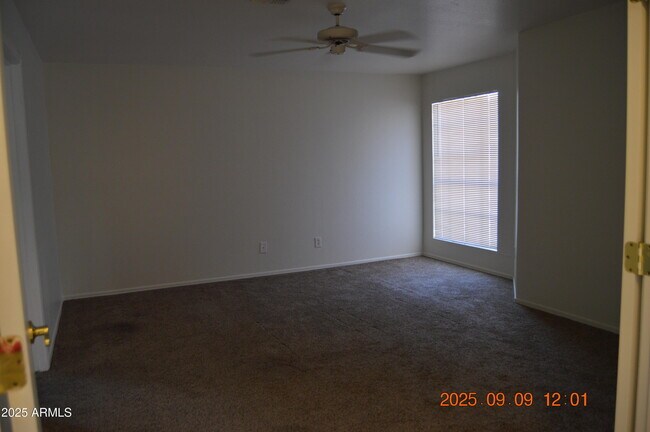 Building Photo - 4151 E Silverwood Dr