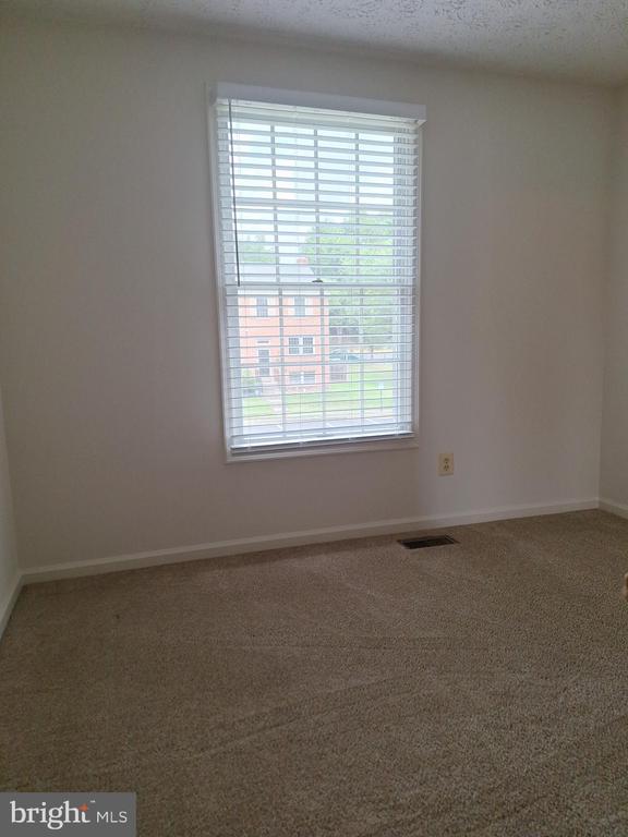Building Photo - 505 Cross Ridge Ct