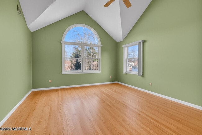 Building Photo - 220 Whalepond Rd