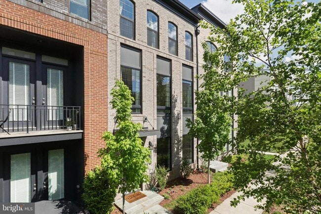 Building Photo - 42336 Zebulon Sq