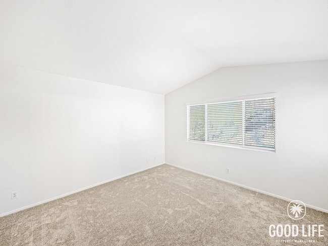 Building Photo - Foothill Ranch 3BR | Private Backyard, 2-Car Garage & Community Pool + Jacuzzi