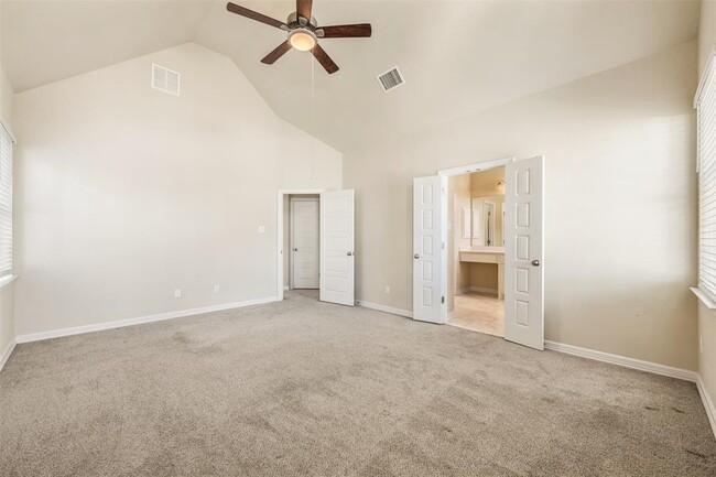 Building Photo - 2202 Dillon Pond Ln