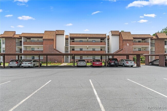 Building Photo - 5 Cypress Run