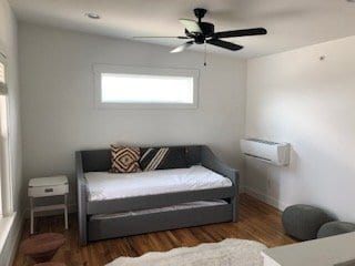 Building Photo - Modern 3-Bedroom Condo with Modern Eleganc...