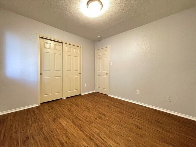Building Photo - 3761 Top Rock Ln
