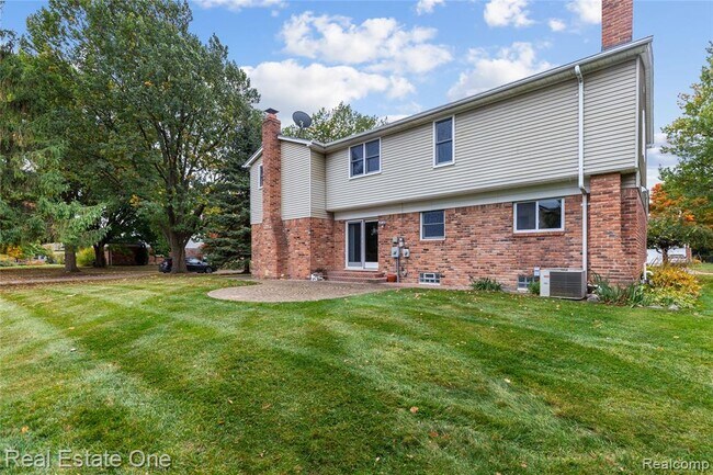 Building Photo - 5842 Marble Dr