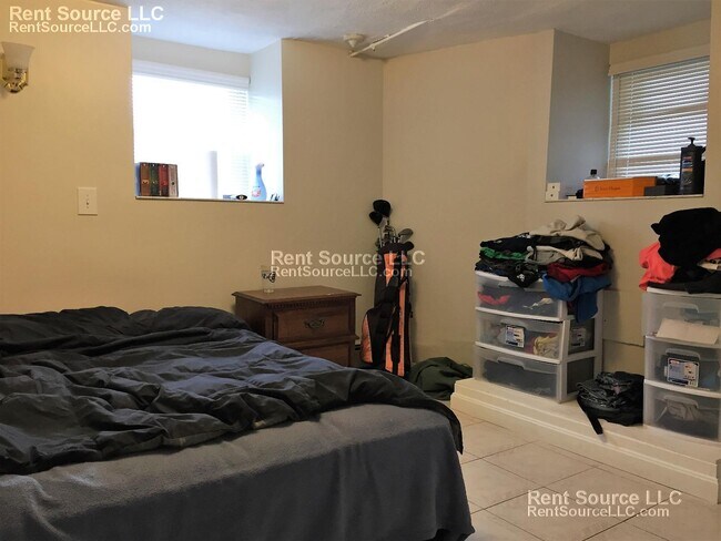 Building Photo - 519-521 Main St. Unit 1