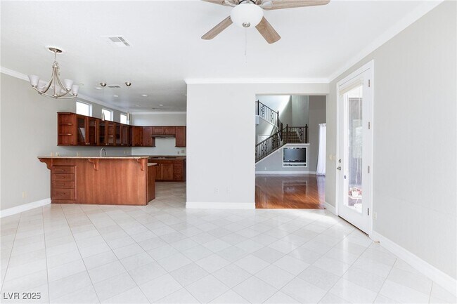 Building Photo - 8949 Diamond Falls Dr