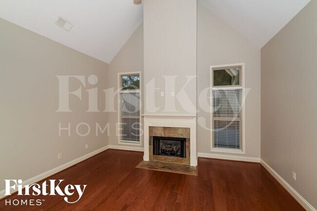 Building Photo - 152 Willow View Lane