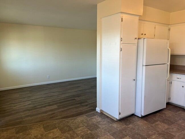 Building Photo - LSSTE715