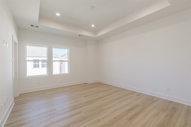 Building Photo - 8315 Brecha Ln