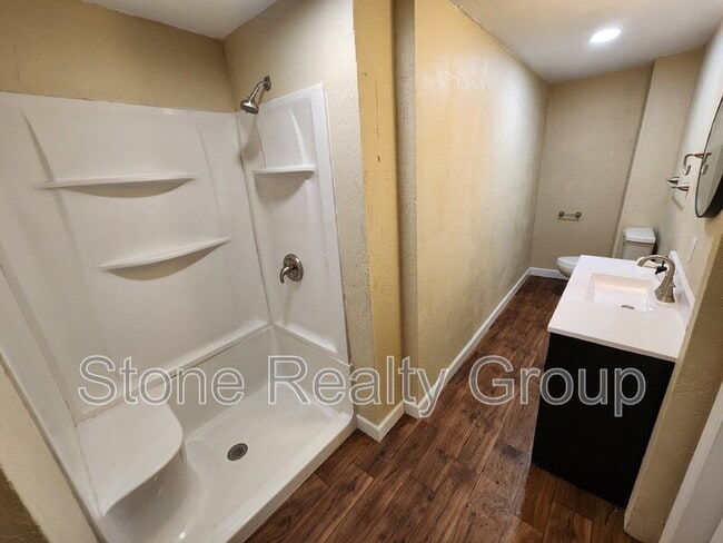 Building Photo - 624 S 8th St