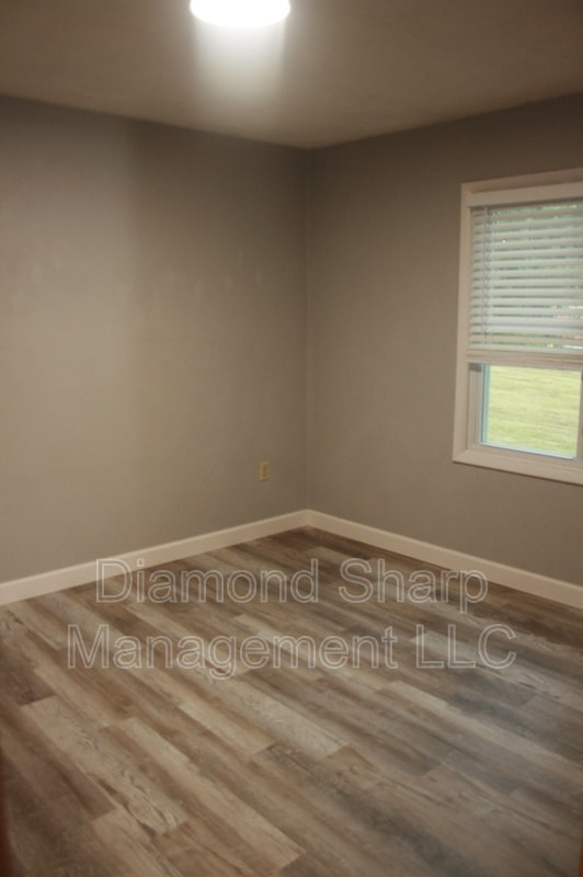 Building Photo - 3411 Sheridan Ave