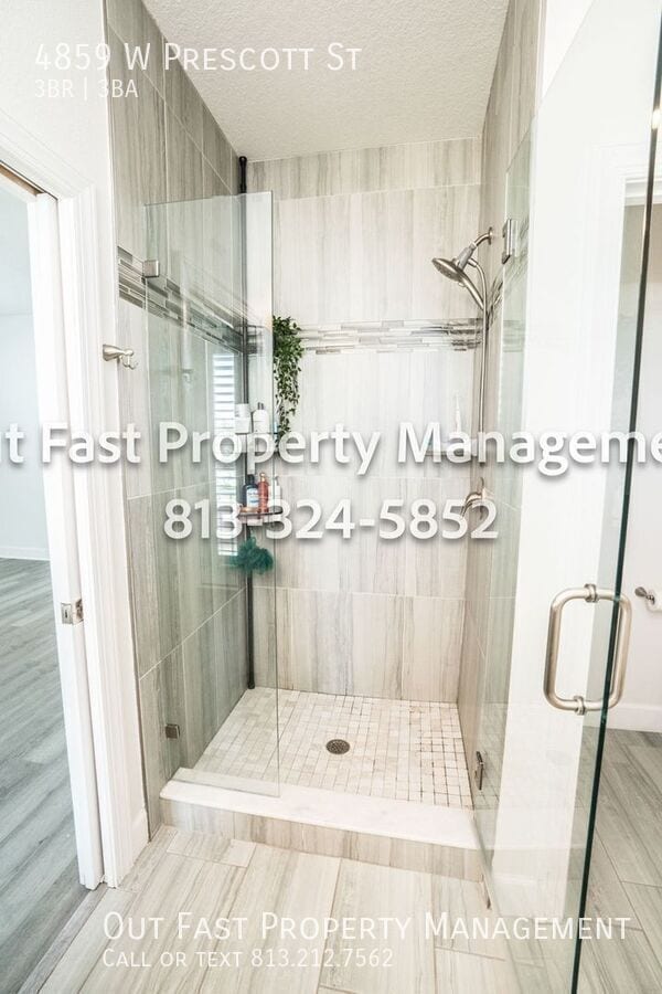 Building Photo - 4859 W Prescott St