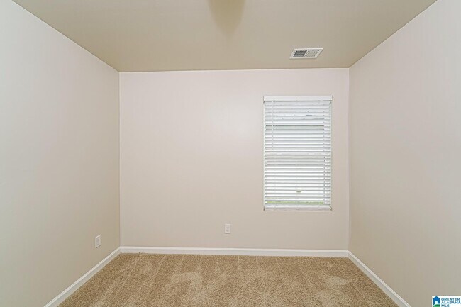 Building Photo - 832 Lora Ln