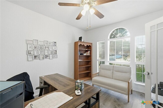 Building Photo - 1410 Katie Lynch Dr