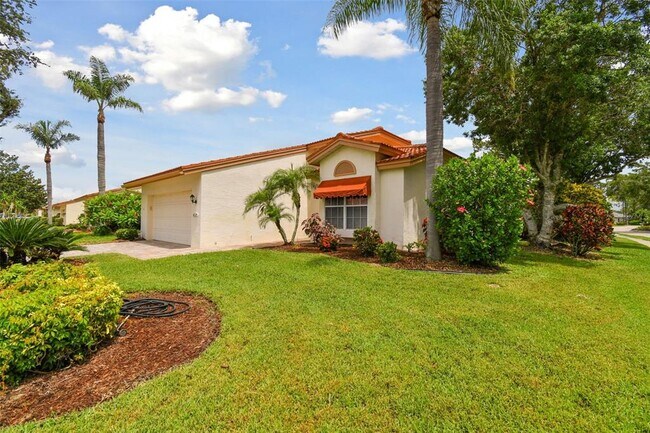 Building Photo - 4327 Murfield Dr E