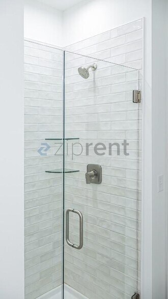 Building Photo - 612 Clb Vw Wy